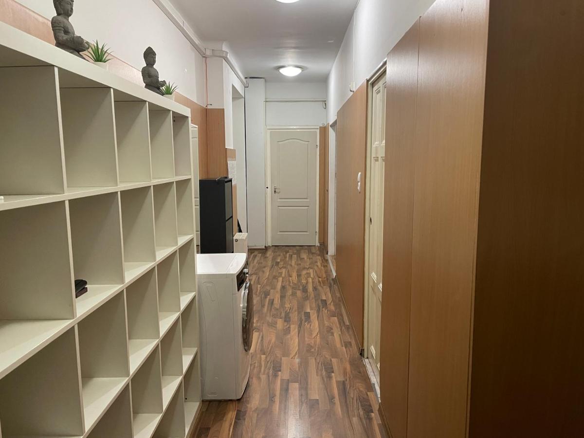 Lovely Apartment On Raday Corso Budapest Exterior photo